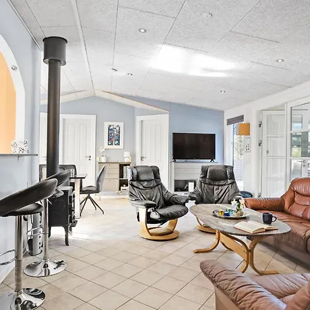 Pet Friendly In With Sauna *